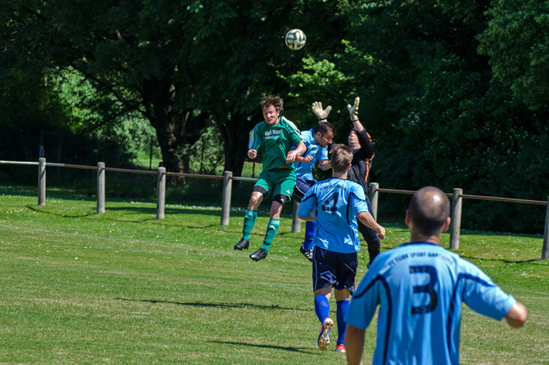 %_tempFileNameDSC_6160_Kopfball%